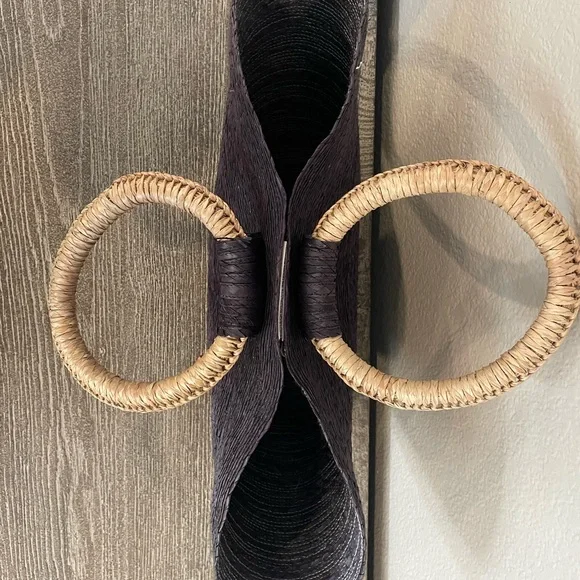 Rataan Weave Straw Handbag - Picture 4 of 4